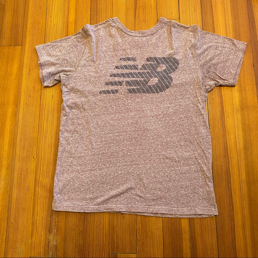 red/pink New Balance cotton t-shirt